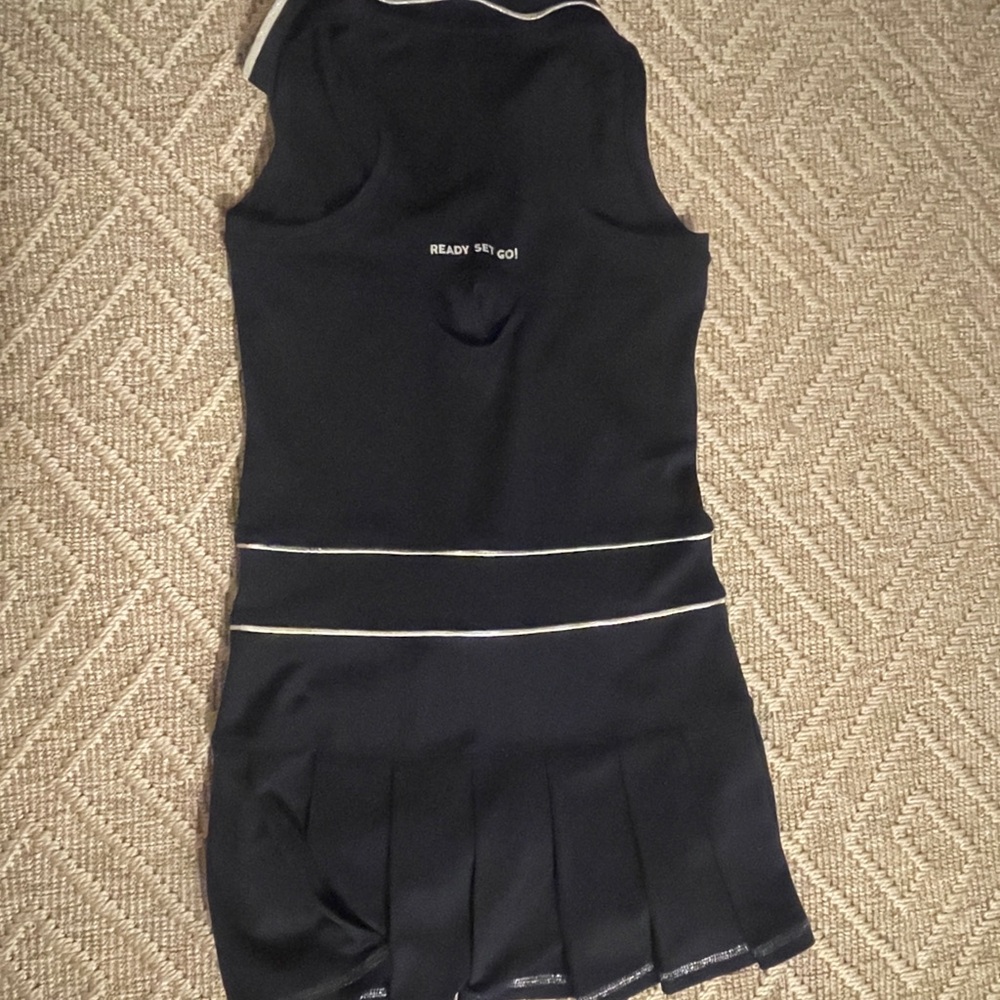 GapFit Navy Polo with White Accents - Picture 3 of 6